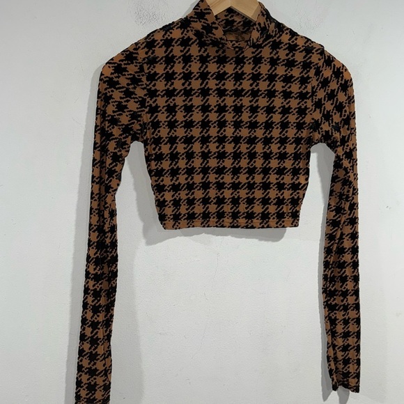 Naked Wardrobe cropped top Houndstooth Long Sleeve Stretch small - Picture 2 of 4